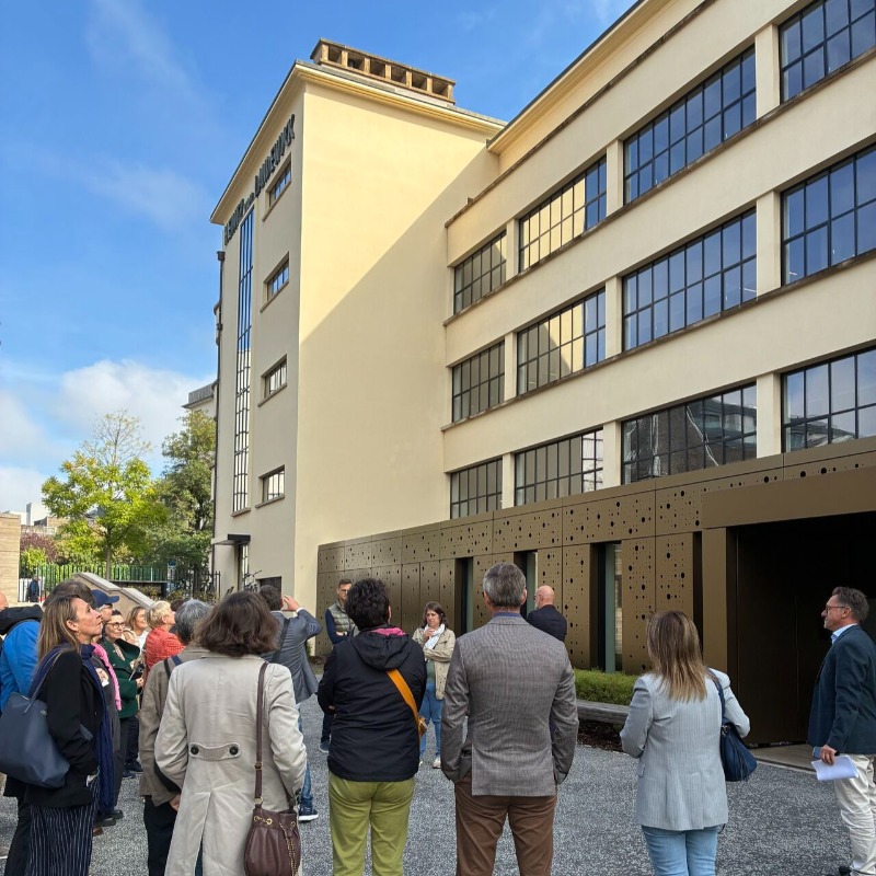 Landewyck Building a ouvert ses portes.